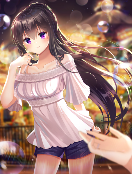 Anime picture 2985x3943 with original ecu8080 long hair tall image looking at viewer blush fringe highres black hair smile hair between eyes standing purple eyes outdoors ponytail arm up blurry off shoulder night short sleeves