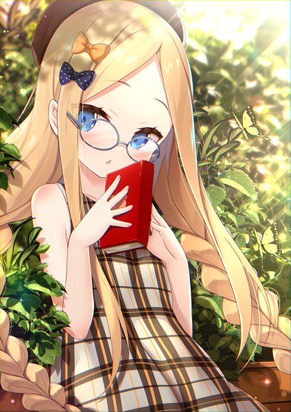 Anime picture 848x1200 with fate (series) fate/grand order abigail williams (fate) yano mitsuki single long hair tall image looking at viewer blush fringe open mouth blue eyes blonde hair standing holding payot outdoors braid (braids) sunlight alternate costume