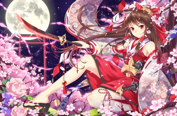 Anime picture 1701x1116 with touhou hakurei reimu fengsao hua tanzhang single long hair looking at viewer blush highres smile red eyes brown hair night cherry blossoms girl dress hair ornament flower (flowers) weapon plant (plants) detached sleeves