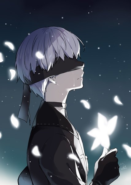 Anime picture 855x1200 with nier nier:automata yorha no. 9 type s hazuki natsu single tall image short hair signed silver hair upper body profile tears blindfold boy gloves flower (flowers) petals choker black gloves