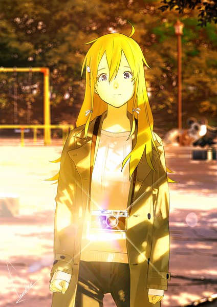 Anime picture 1157x1637 with original loundraw single long hair tall image fringe blonde hair hair between eyes standing signed ahoge outdoors sunlight blurry open clothes grey eyes depth of field sleeves past wrists girl hair ornament