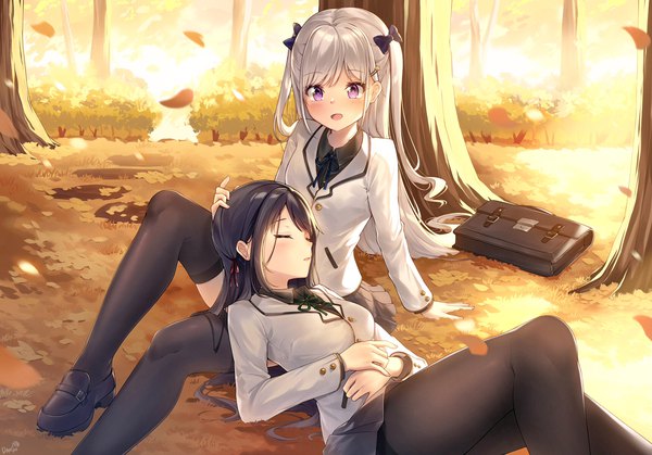 Anime picture 1718x1200 with original dango remi long hair looking at viewer blush fringe highres open mouth black hair smile sitting purple eyes multiple girls signed silver hair full body bent knee (knees) outdoors lying eyes closed