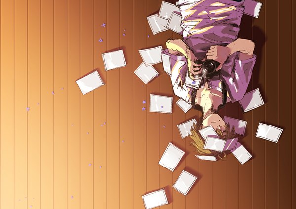 Anime picture 1008x712 with original kuronokuro single fringe brown hair brown eyes lying on back upside down boy flower (flowers) petals t-shirt camera