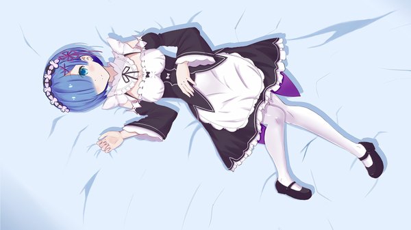 Anime picture 1920x1080 with re:zero kara hajimeru isekai seikatsu white fox rem (re:zero) tagme (artist) single blush fringe highres short hair blue eyes smile wide image blue hair full body bent knee (knees) lying hair over one eye maid girl uniform