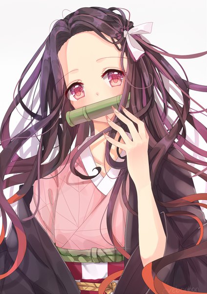 Anime picture 650x919 with kimetsu no yaiba ufotable kamado nezuko venn (vebonbon) single long hair tall image looking at viewer black hair simple background white background upper body traditional clothes japanese clothes pink eyes fingernails long fingernails girl ribbon (ribbons) hair ribbon